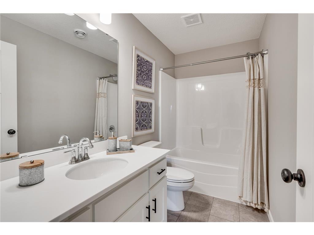 609 47th Avenue NE Saint Cloud MN 56304 7072434 image13
