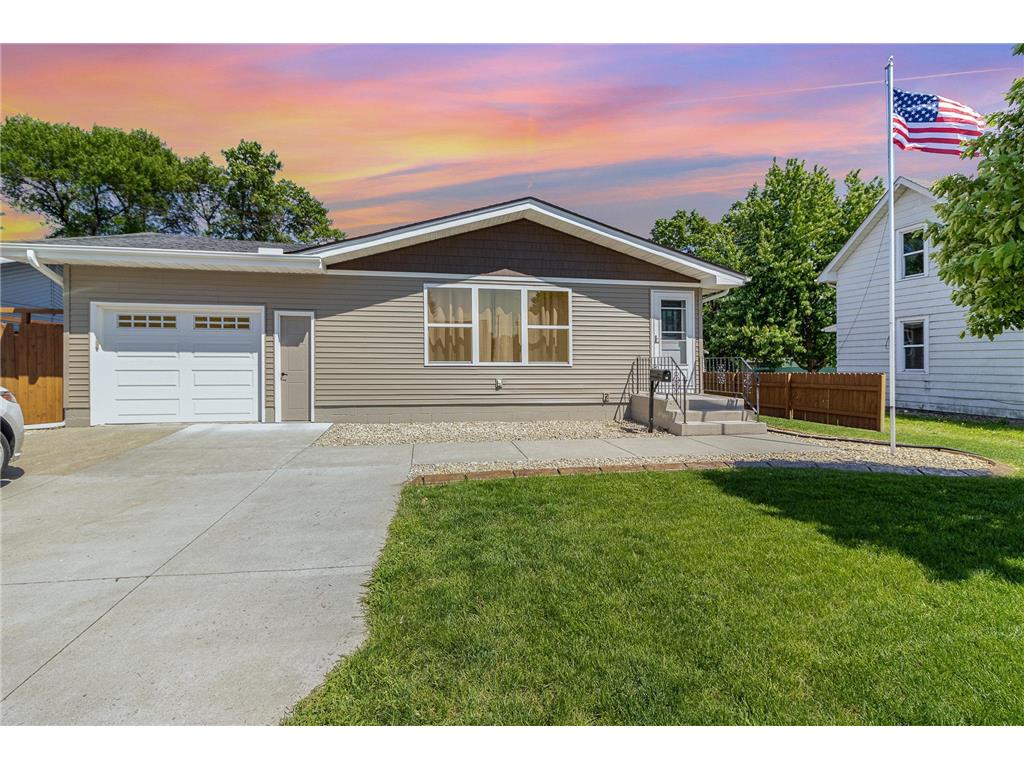 609 4th Street NE Montgomery MN 56069 6727870 image1