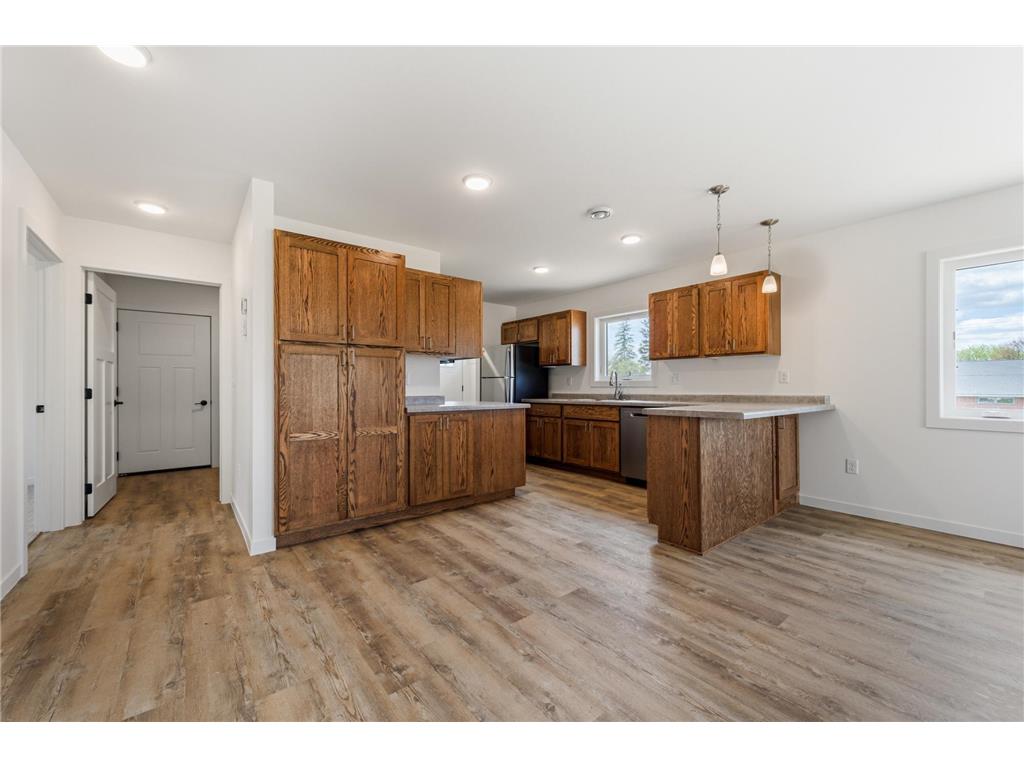 609 7th Avenue NW Grand Rapids MN 55744 7077939 image3