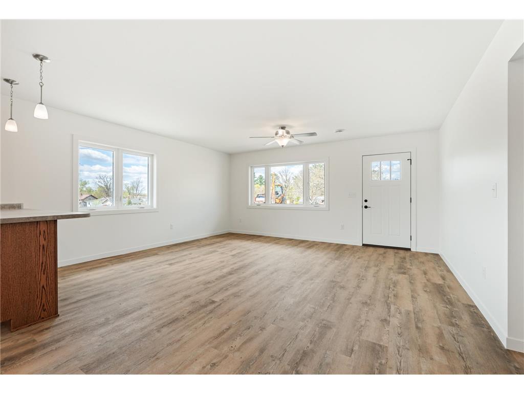 609 7th Avenue NW Grand Rapids MN 55744 7077939 image8