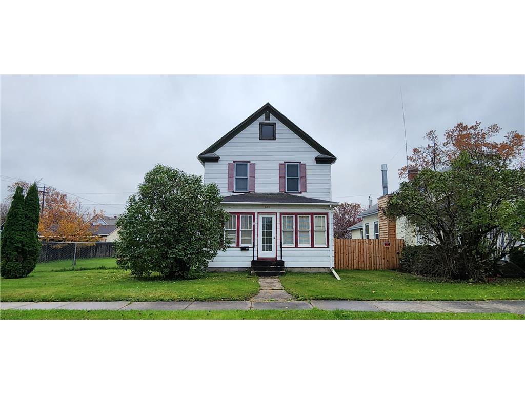 609 8th Street International Falls MN 56649 6452513 image1