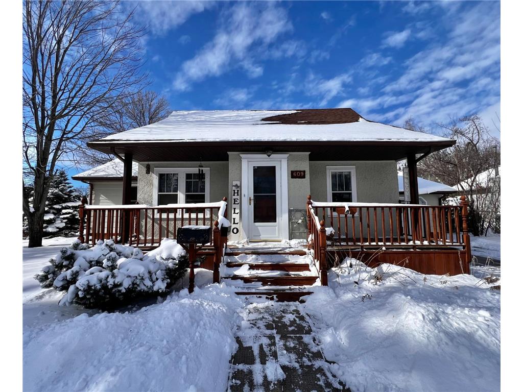 609 Arnold Avenue N Thief River Falls MN 56701 6495802 image1