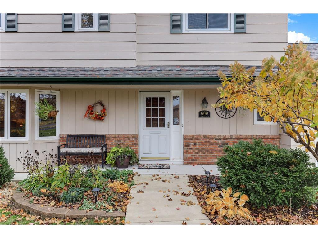 609 Chicago Drive Burnsville MN 55306 6815352 image3