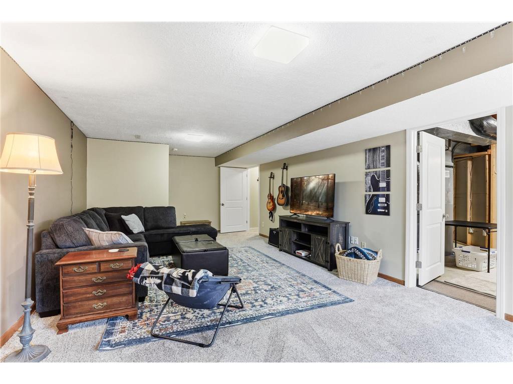 609 Chicago Drive Burnsville MN 55306 6815352 image33