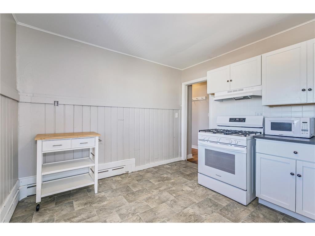 609 Dale Street N Saint Paul MN 55103 7091816 image11