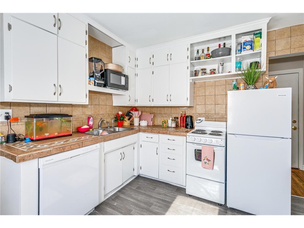 609 Dale Street N Saint Paul MN 55103 7091816 image16