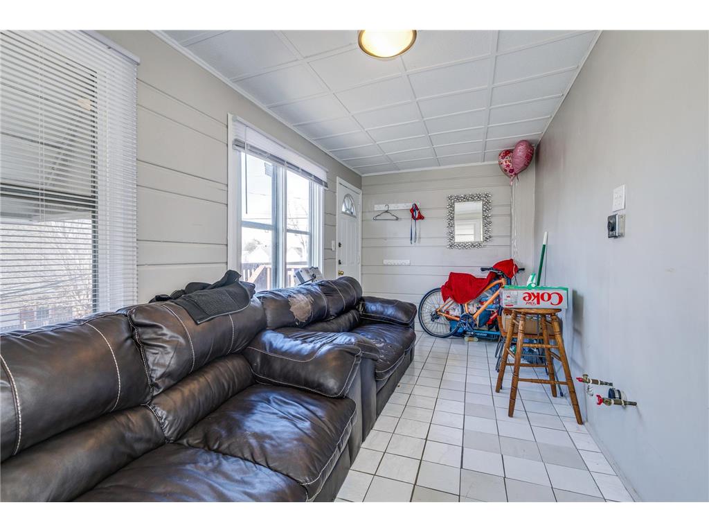 609 Dale Street N Saint Paul MN 55103 7091816 image20