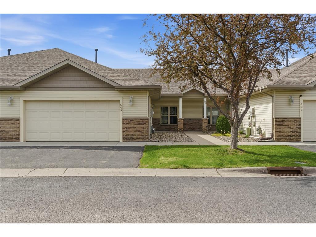 609 Dublin Court Mankato MN 56001 7055873 image1