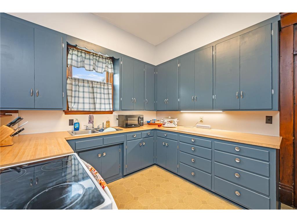 609 E 4th Street Fairmont MN 56031 6787099 image11