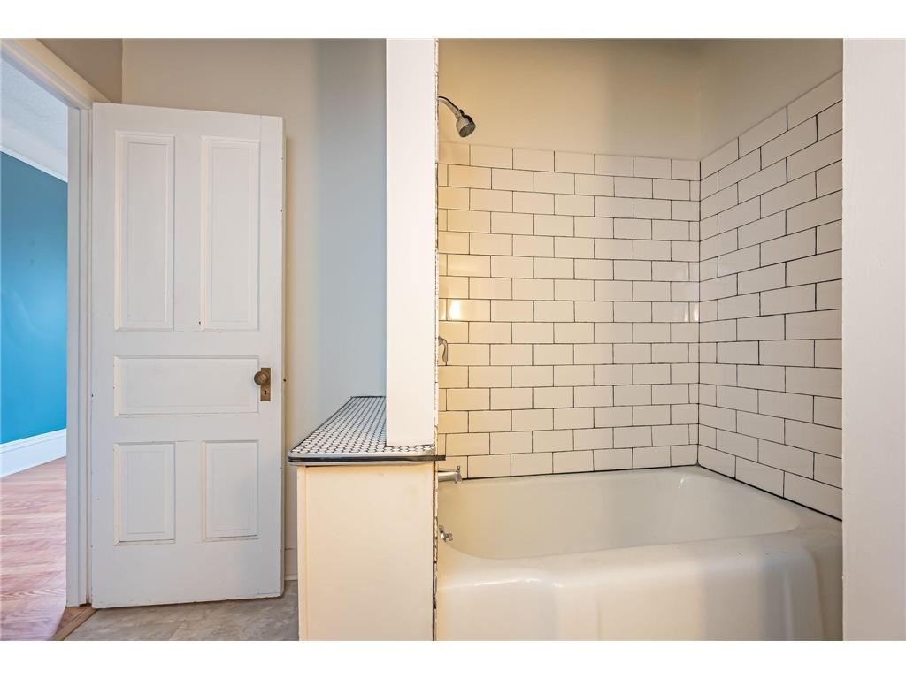 609 E 4th Street Fairmont MN 56031 6787099 image31