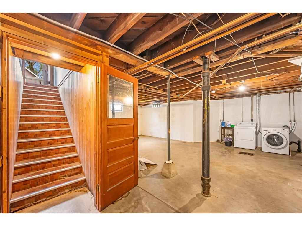 609 E 4th Street Fairmont MN 56031 6787099 image38