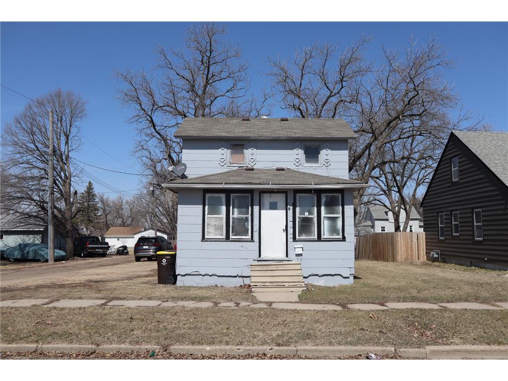 609 E 6th Street Fairmont MN 56031 6352623 image1