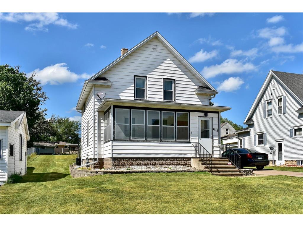 609 E Grove Street Rushford MN 55971 6744067 image1