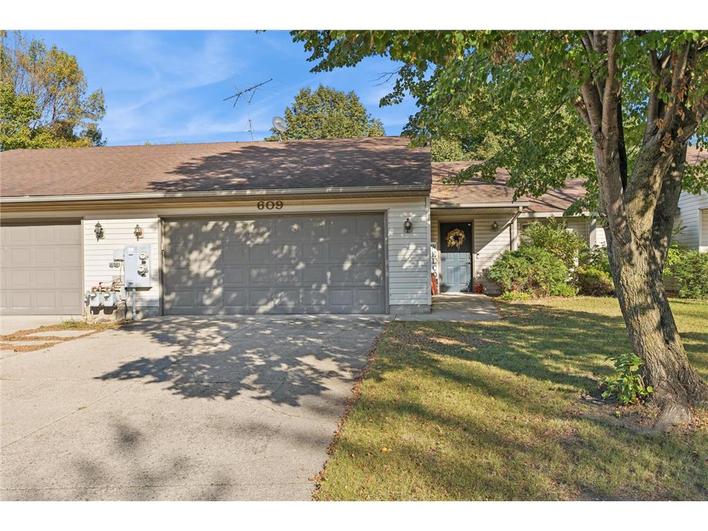 609 E Welco Drive Montgomery MN 56069 7019340 image18