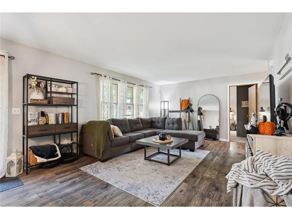 609 E Welco Drive Montgomery MN 56069 7019340 image2