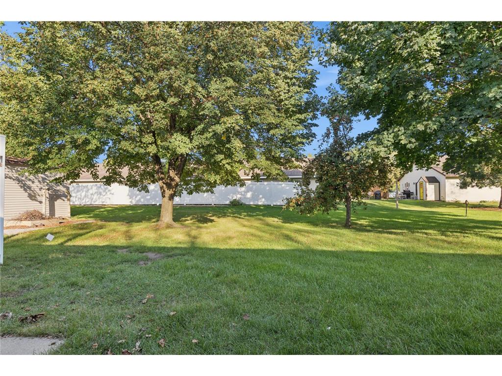 609 E Welco Drive Montgomery MN 56069 7019340 image20