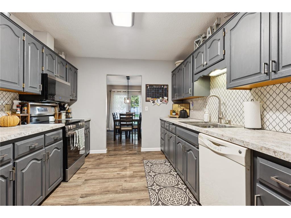 609 E Welco Drive Montgomery MN 56069 7019340 image5