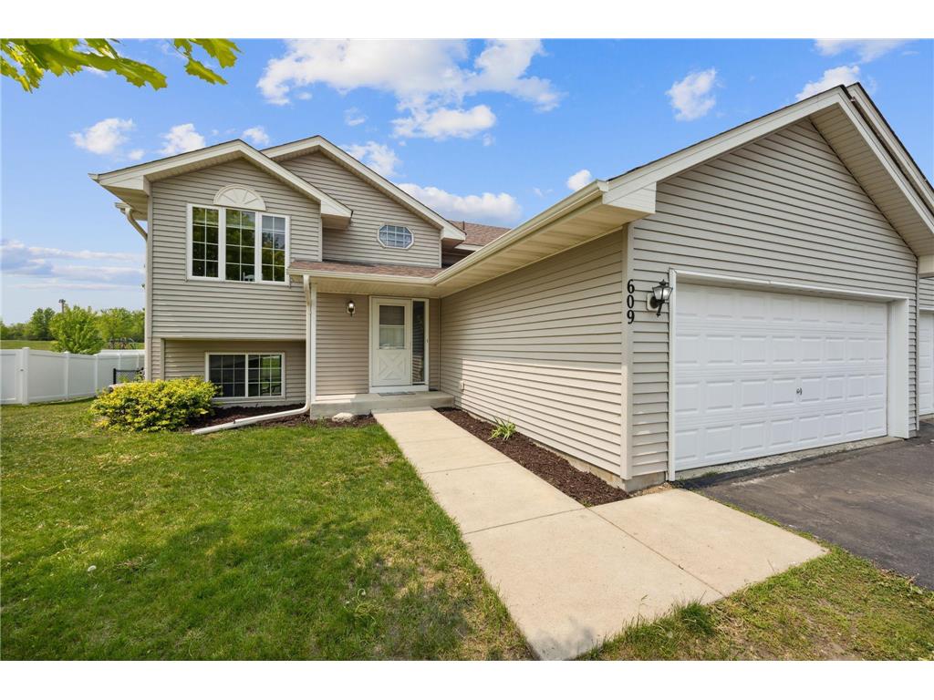 609 Fairmont Avenue N Montrose MN 55363 6374483 image1