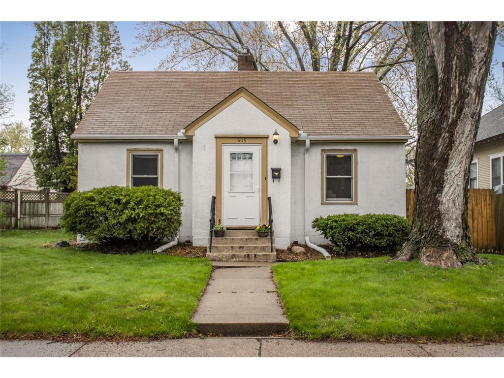 609 Geranium Avenue E Saint Paul MN 55130 6498869 image1