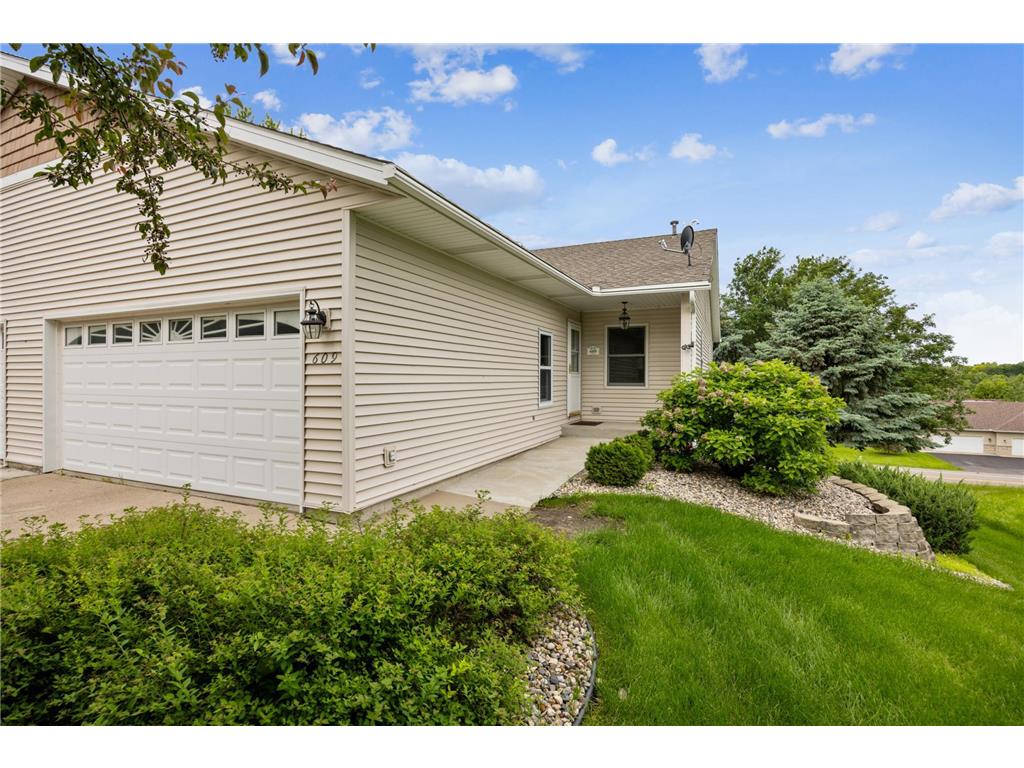 609 Green Avenue SE Watertown MN 55388 6618392 image1