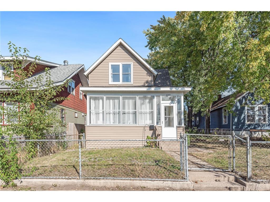 609 Jessamine Avenue E Saint Paul MN 55130 7066304 image2