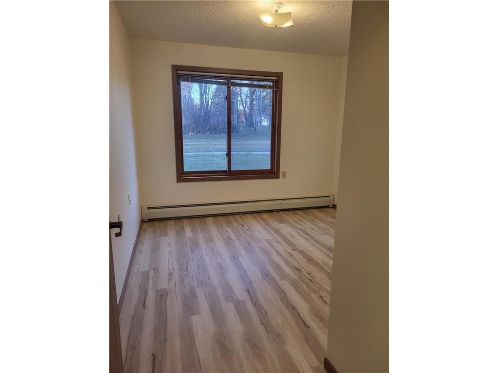 609 Main Street S #3 Renville MN 56284 7045444 image8