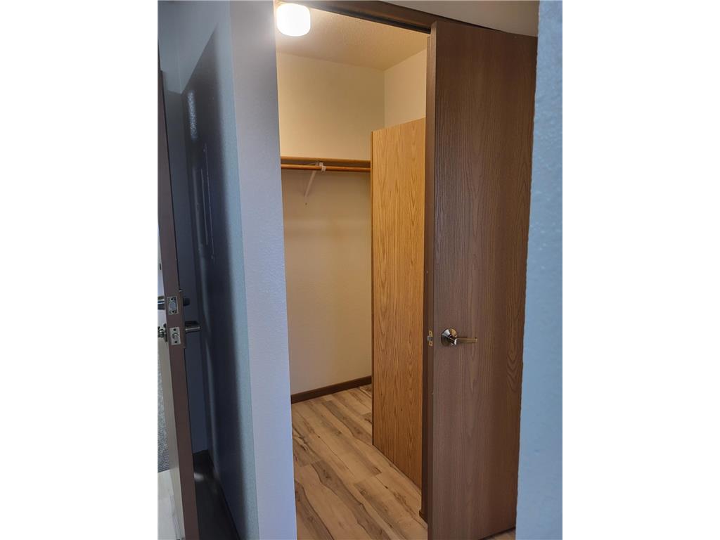 609 Main Street S #4 Renville MN 56284 7045448 image6