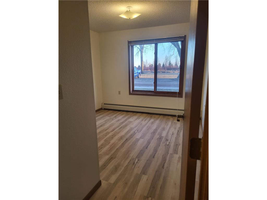 609 Main Street S #4 Renville MN 56284 7045448 image7