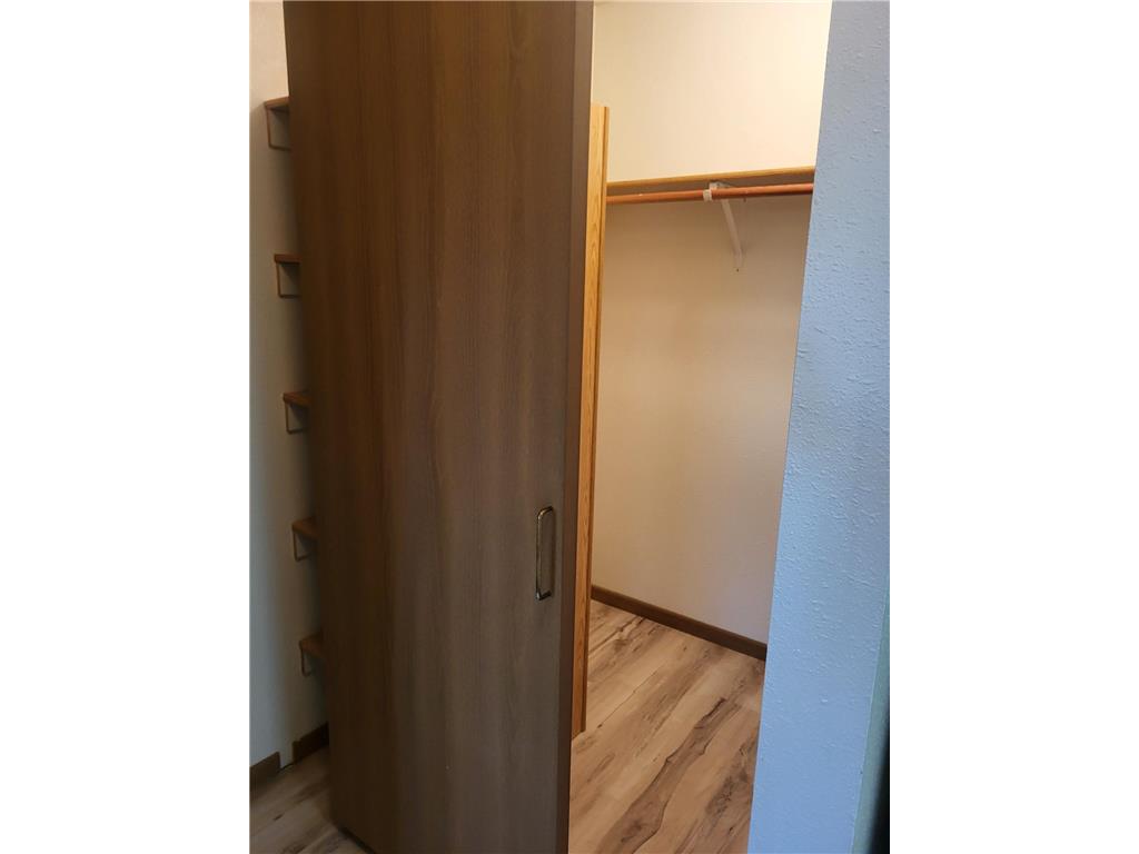 609 Main Street S #6 Renville MN 56284 7045461 image4