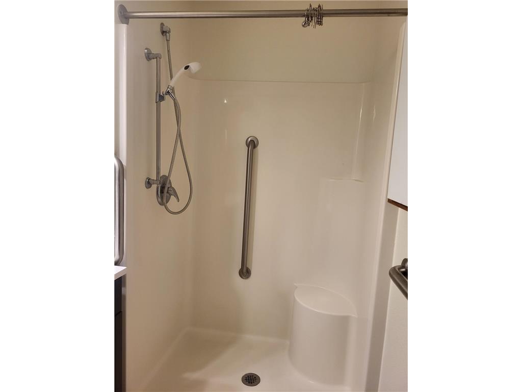 609 Main Street S #6 Renville MN 56284 7045461 image9
