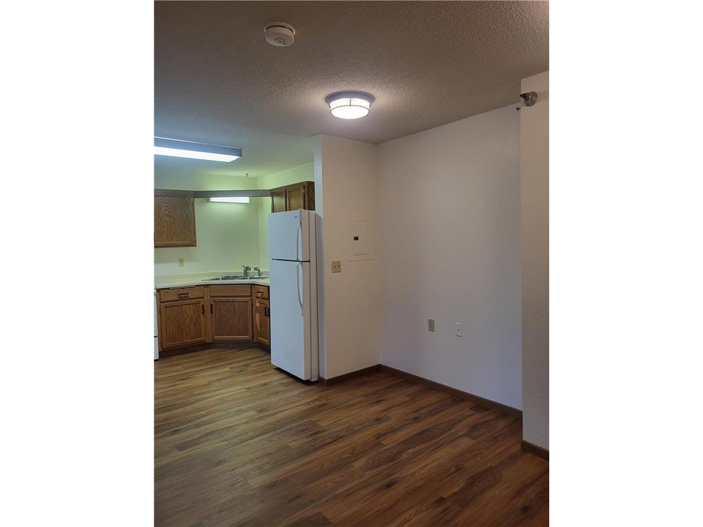 609 Main Street S #7 Renville MN 56284 7045464 image5