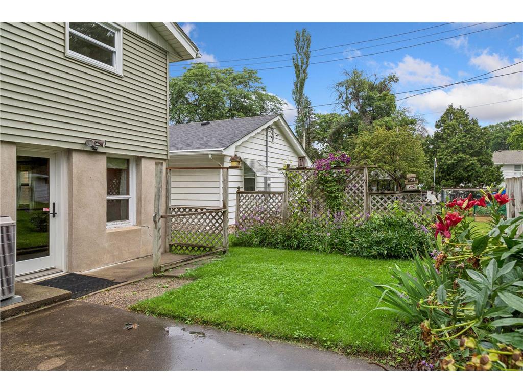 609 Mill Street Excelsior MN 55331 7106662 image32