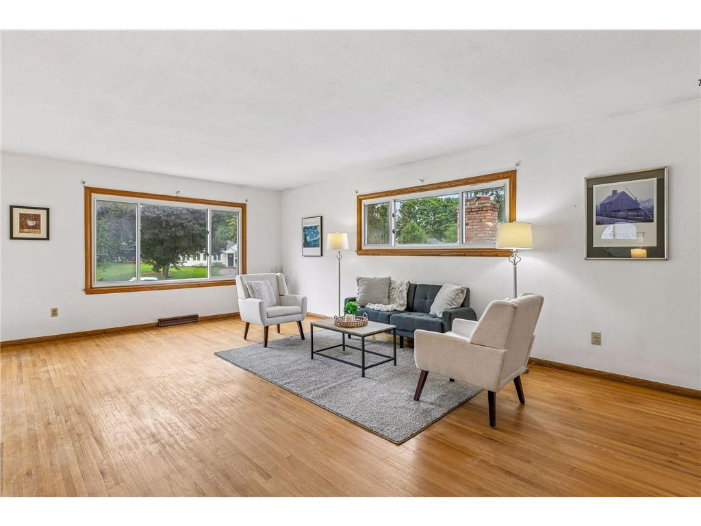 609 Mill Street Excelsior MN 55331 7106662 image6