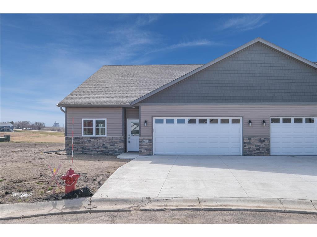 609 Northwood Place Janesville MN 56048 6480276 image1