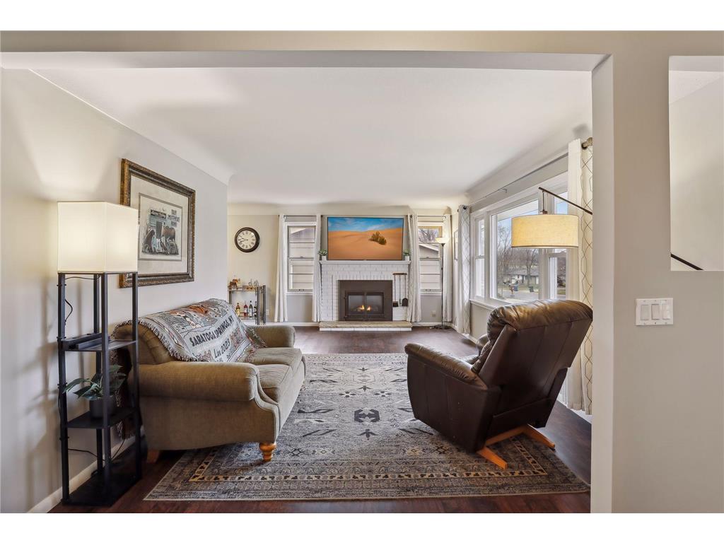 609 Park Valley Drive E Hopkins MN 55343 6463096 image1