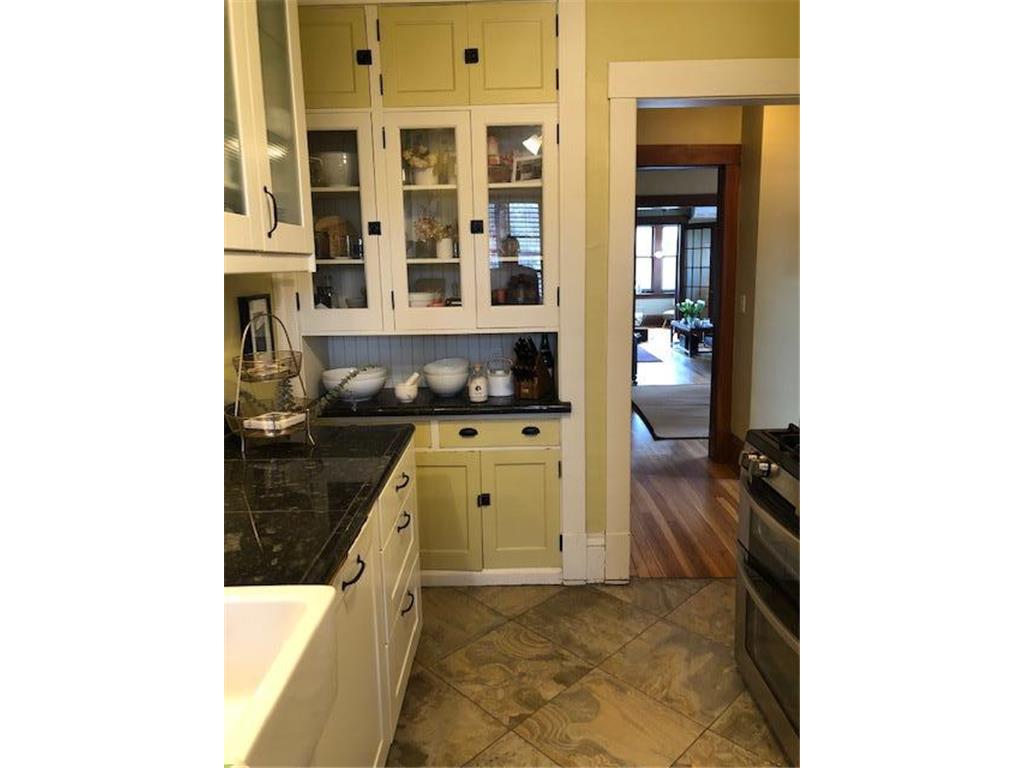 609 Portland Avenue Saint Paul MN 55102 6806741 image20