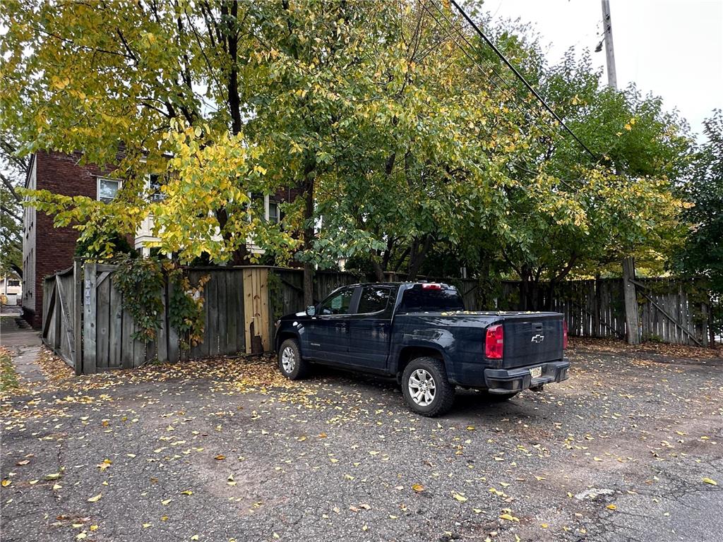 609 Portland Avenue Saint Paul MN 55102 6806741 image48