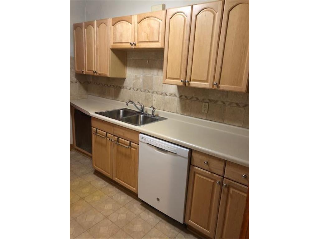 609 Portland Avenue Saint Paul MN 55102 7039926 image9