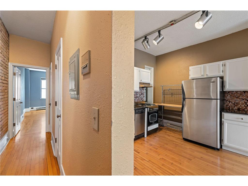 609 S 9th Street #8 Minneapolis MN 55404 6803396 image9