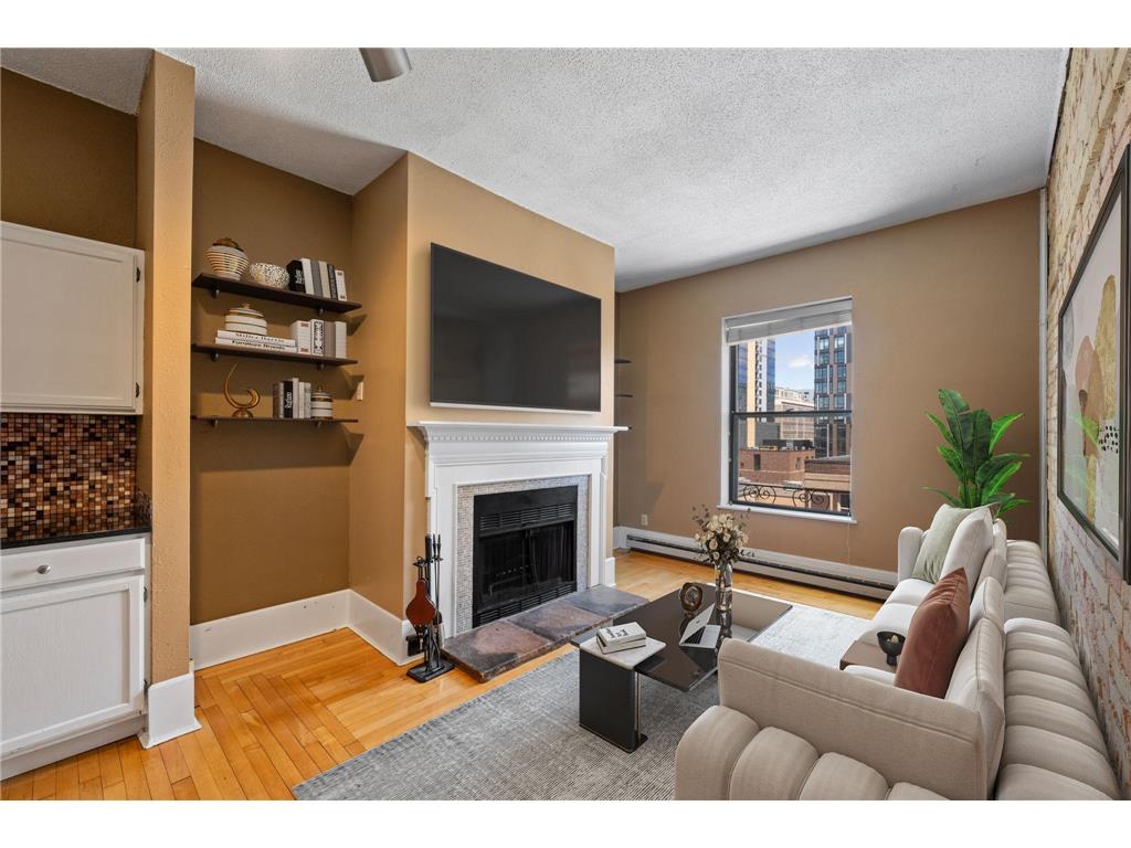 609 S 9th Street #8 Minneapolis MN 55404 7084438 image1