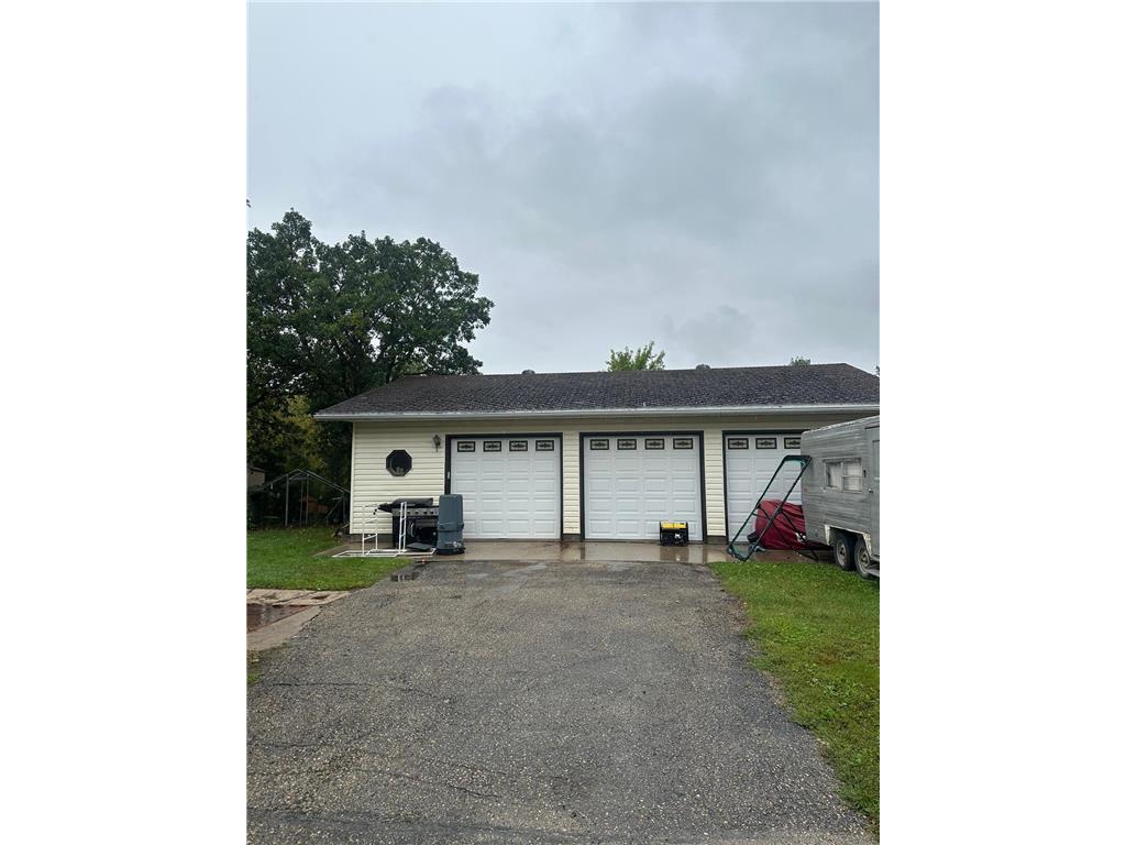 609 S Main Street Badger MN 56714 6785139 image3