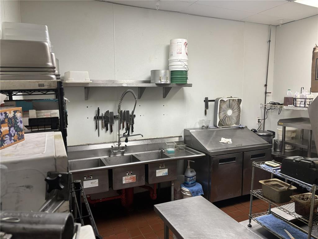 609 W Broadway Avenue Minneapolis MN 55411 6816815 image8