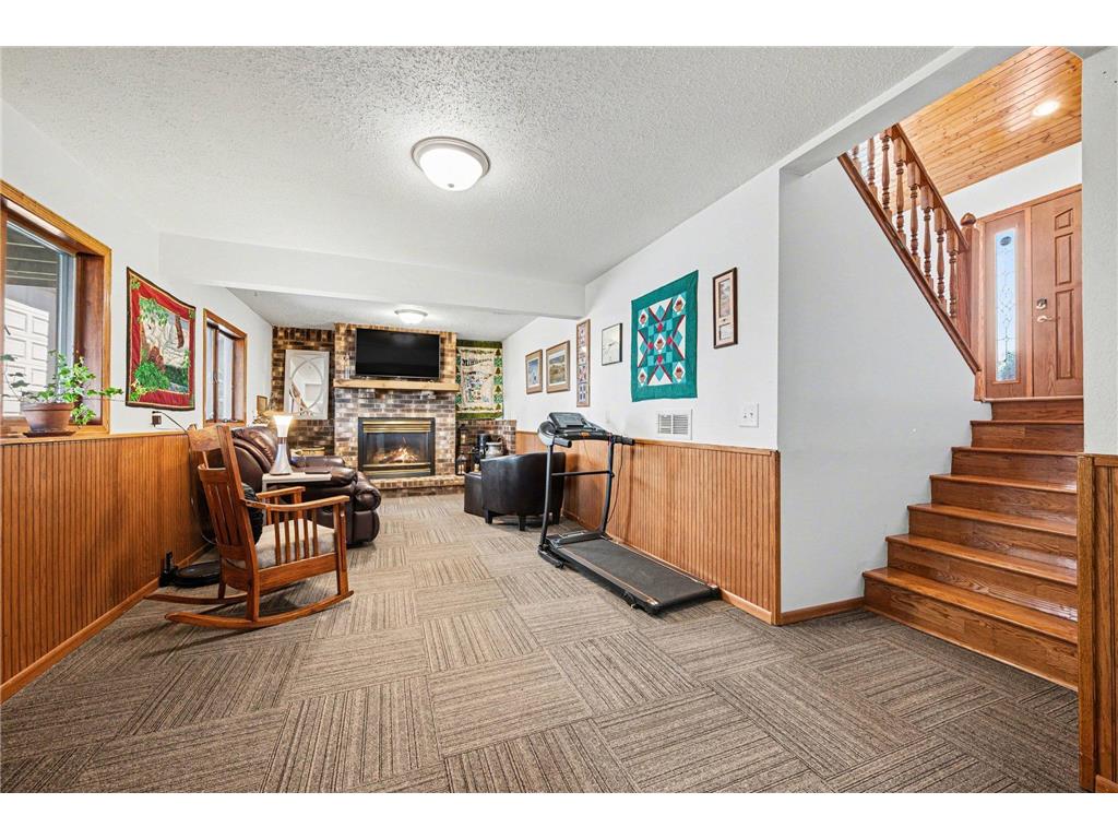 609 W Welco Drive Montgomery MN 56069 7057522 image11