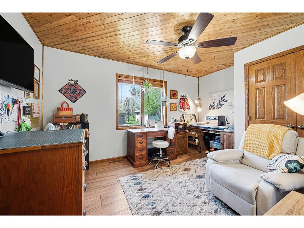 609 W Welco Drive Montgomery MN 56069 7057522 image16