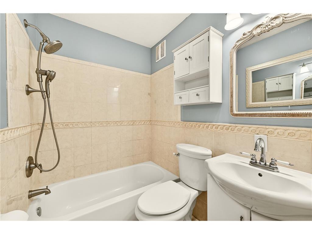 610 10th Street NW Rochester MN 55901 7082624 image16