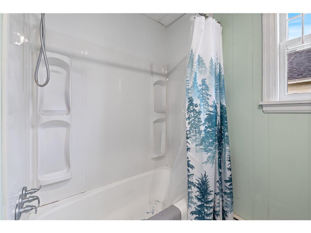610 11th St S Virginia MN 55792 7060350 image29