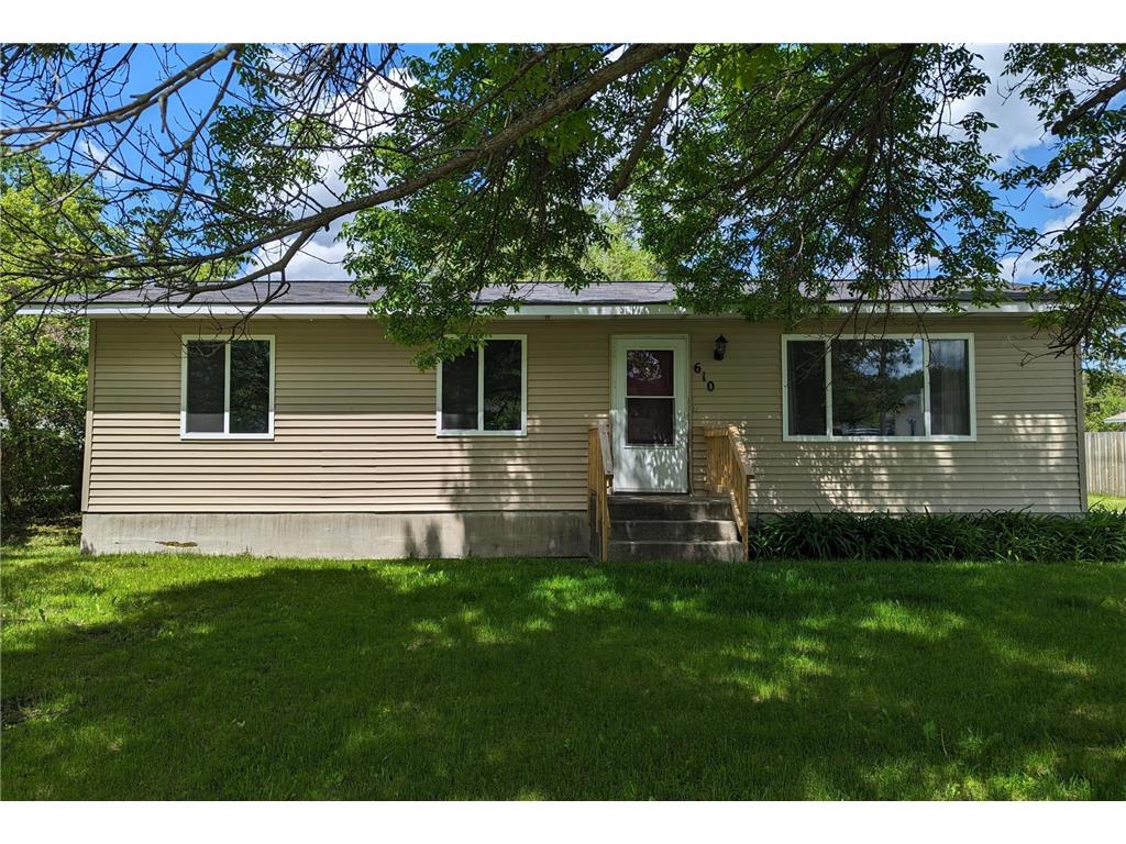 610 16th Street E International Falls MN 56649 6545268 image1