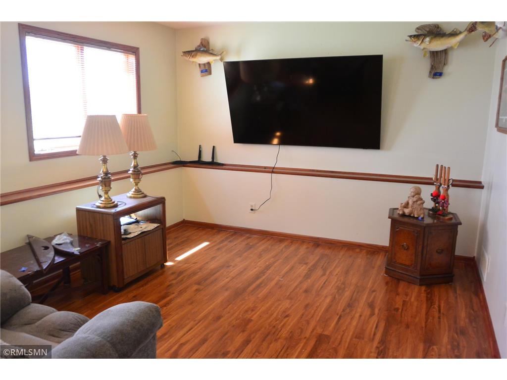 610 1st Street E Glencoe MN 55336 7052056 image15