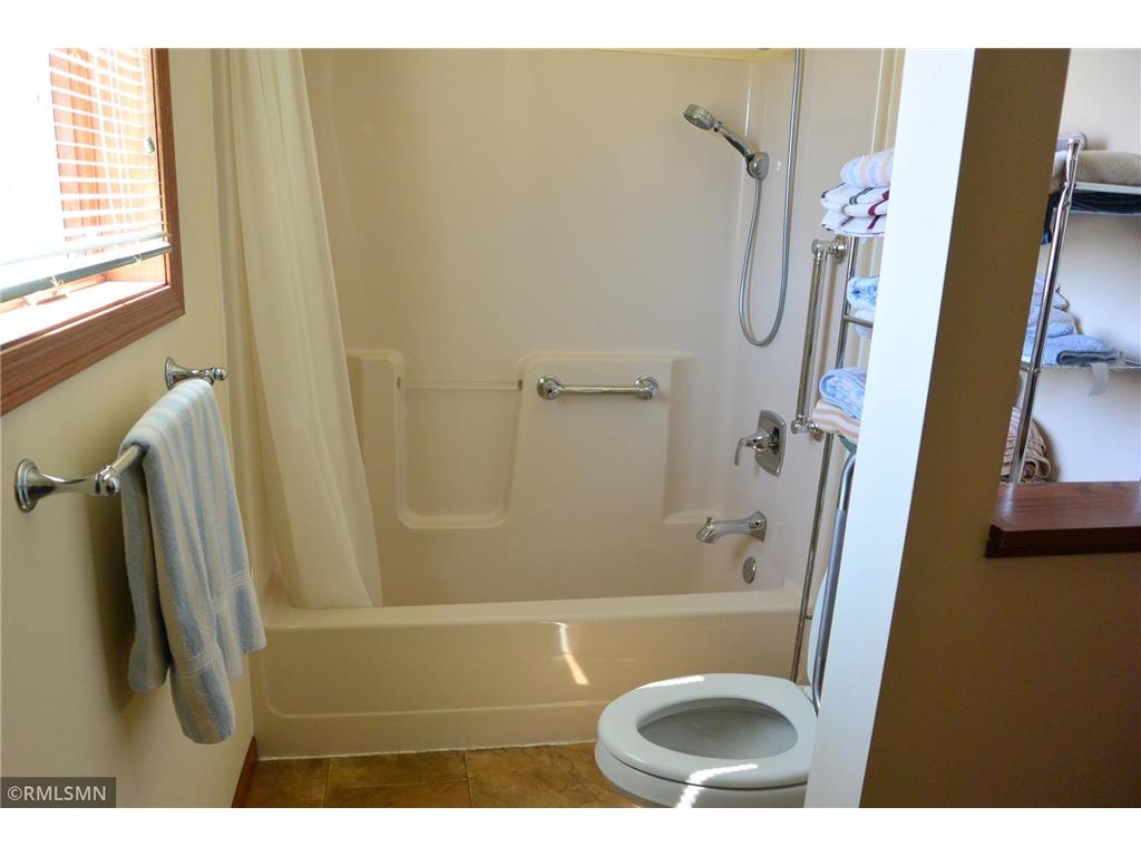 610 1st Street E Glencoe MN 55336 7052056 image20