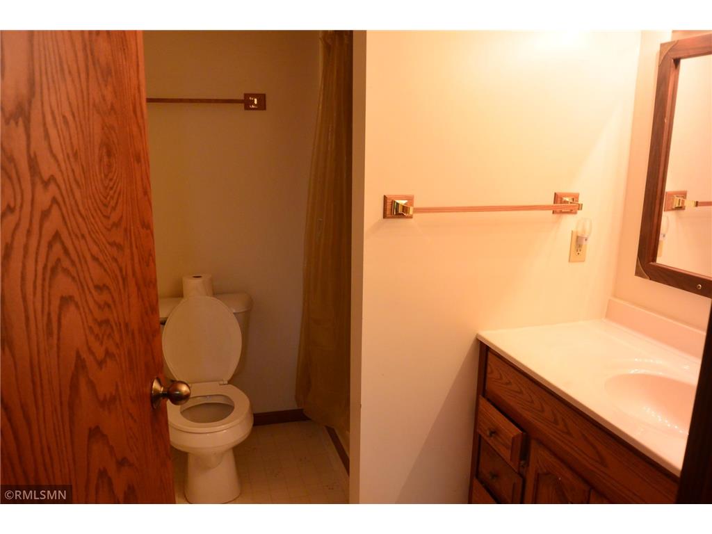 610 1st Street E Glencoe MN 55336 7052056 image26